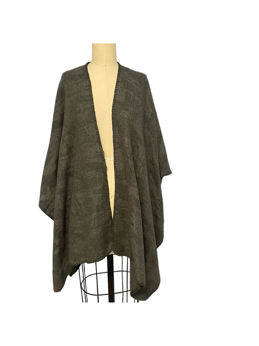 Woolrich Gray Open Front Poncho One Size